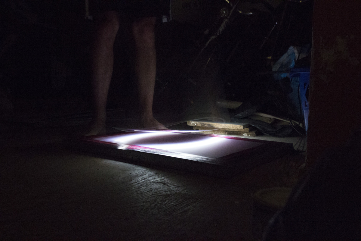 img-testing-lightsaber-2-01-1200